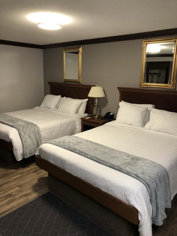 Talbot Trail Inn & Suites Leamington Dış mekan fotoğraf