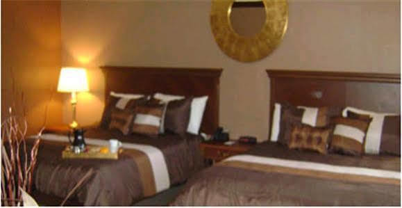 Talbot Trail Inn & Suites Leamington Dış mekan fotoğraf